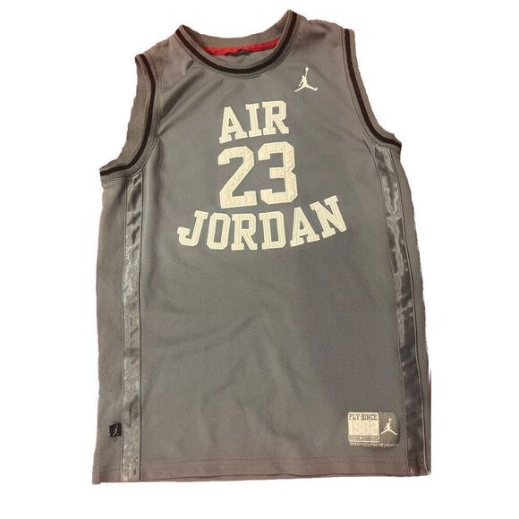 Other - Air Jordan 23 Basketball Jersey Boys Size Large Gray White Black